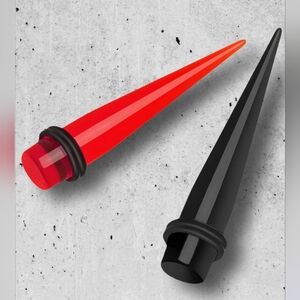 ⭐NWT Punk Goth Red & Black 6g Acrylic Tapers